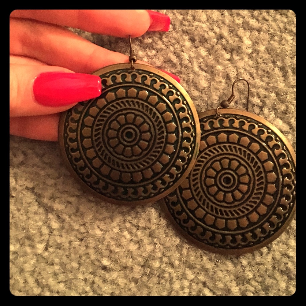 Brushed gold Earings